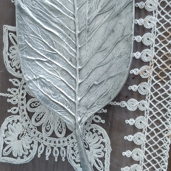 Martha Stewart decorational Aluminum center piece tray - Picture 4 of 7